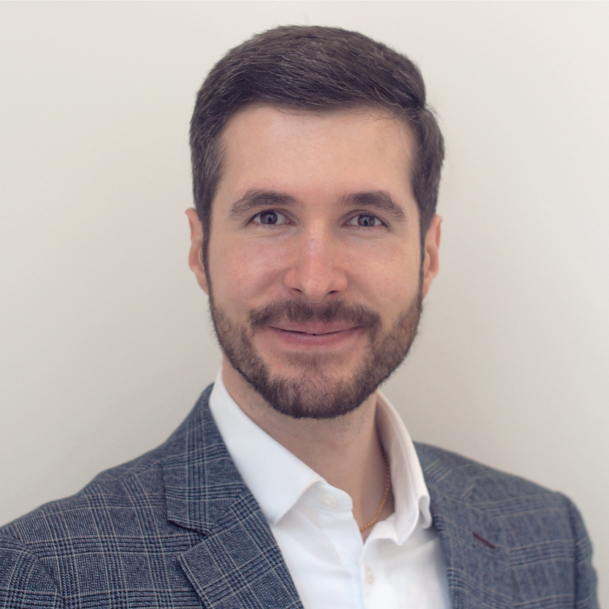 headshot-square copy.jpg